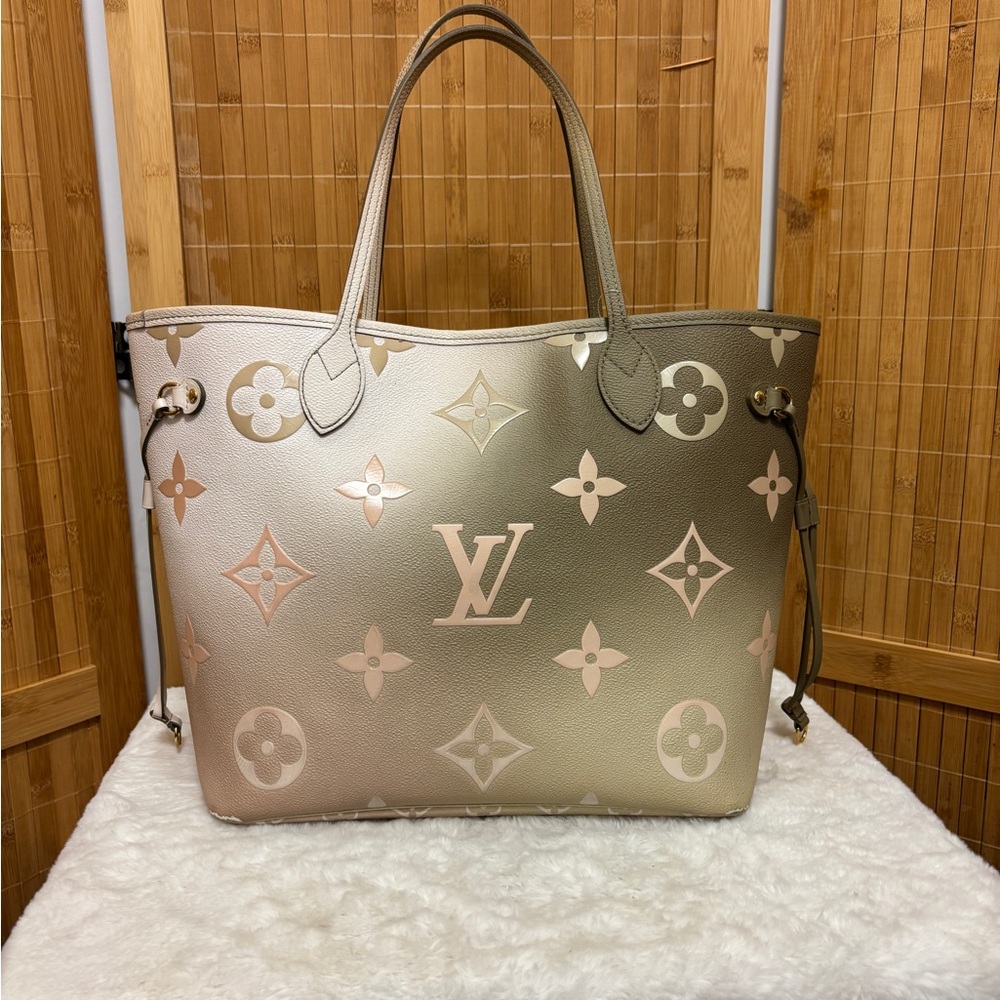 Louis Vuitton Spring In The City Neverfull MM - Picture 2 of 14